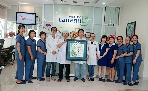 Review nha khoa Lan Anh về cách dịch vụ